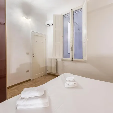 Apartment Santa Croce Retreat By Mmega *