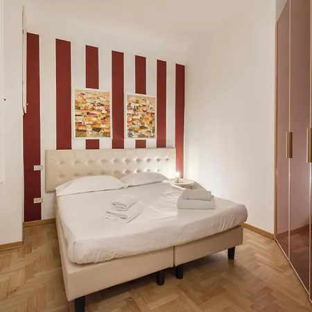 Santa Croce Retreat By Mmega Apartment Florence